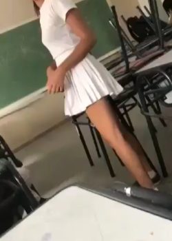 No vuelve más al colegio después de su video cogiendo 4
