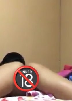 Se graba En varias poses para su novio 2