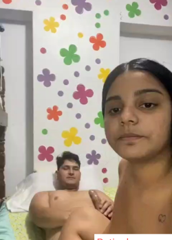 Tetona Jovencita Coge Rico En Varias Poses 2