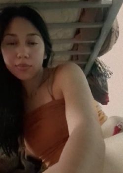 Chava Culona Se Encierra En La Habitación & Manda Pack 6