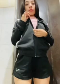 Ricura De Estudiante Con Todo Pequeño+ Vídeo Masturbándose 5