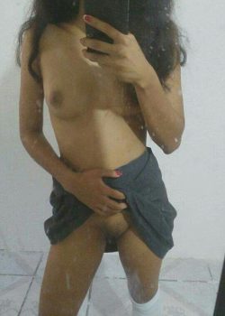 Carpeta Con estudiantes divinas y Desnudas 15