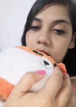 Minita Tetona Divina + Full Vídeo 12