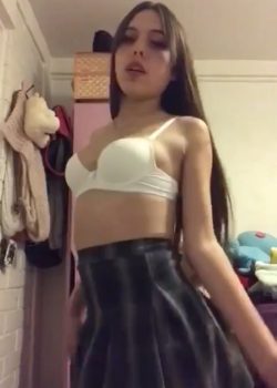 Nena Estudiante De Rico Culo 7