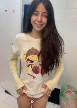 Flaquita de concha rosada y exquisita 14