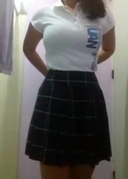 Estudiante Tetona que te gustará ver desnuda 7