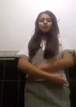 Pack de colegiala gordita pero sabrosa 2