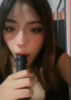 Piba Blanquita Masturbándose Rico + Video 4