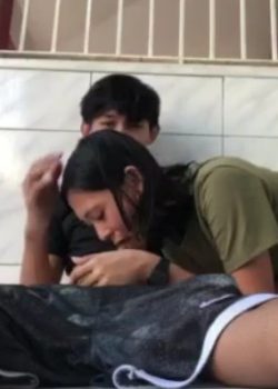 Morra Golosa Cogiendo Con Su Amigo 2